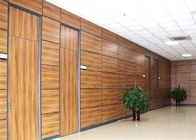 Деревянная перегородка офиса акустическая с раздвижной дверью многофункциональной